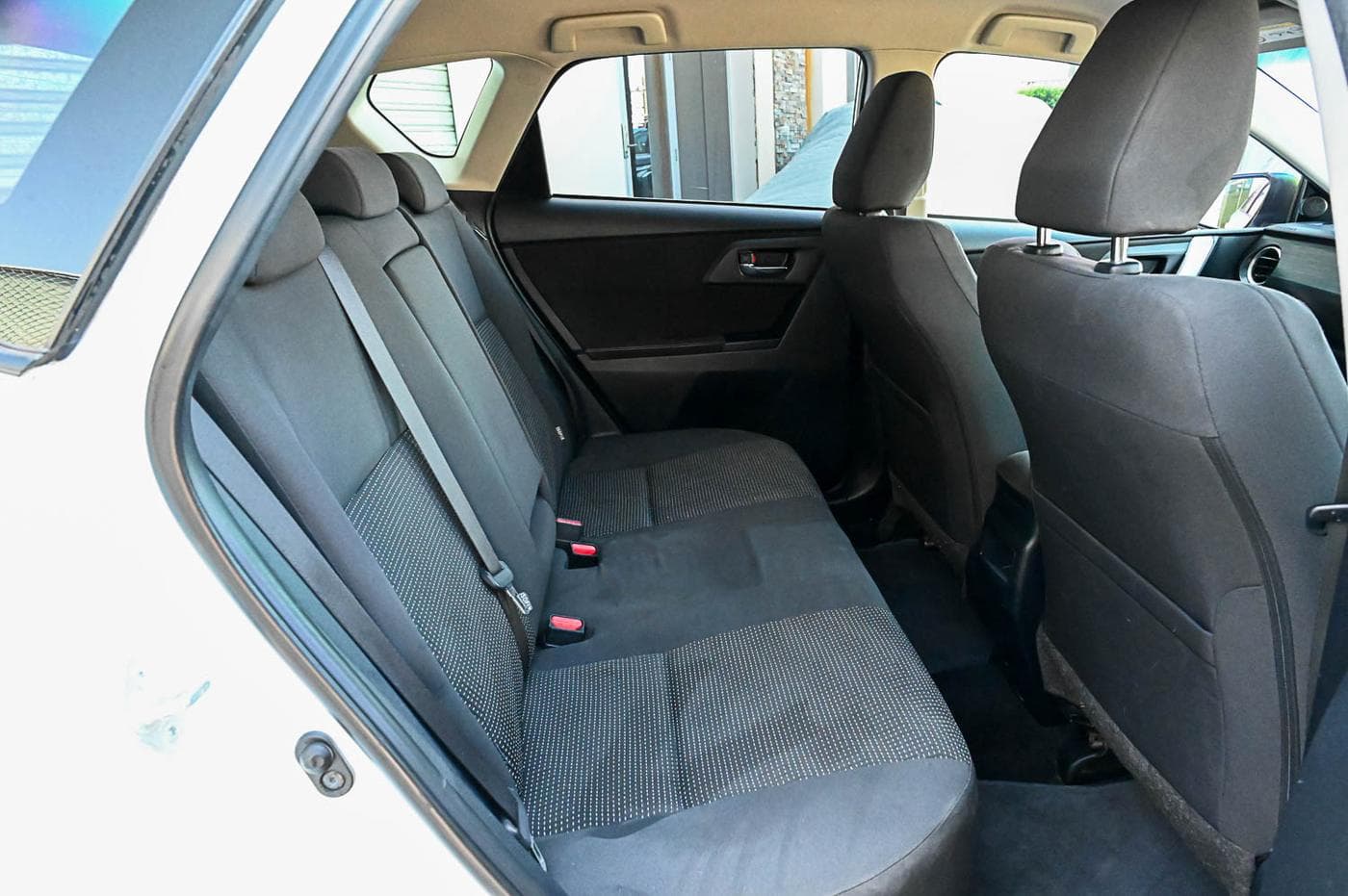 2013 Toyota Corolla Ascent Sport — photograph 14 of 22