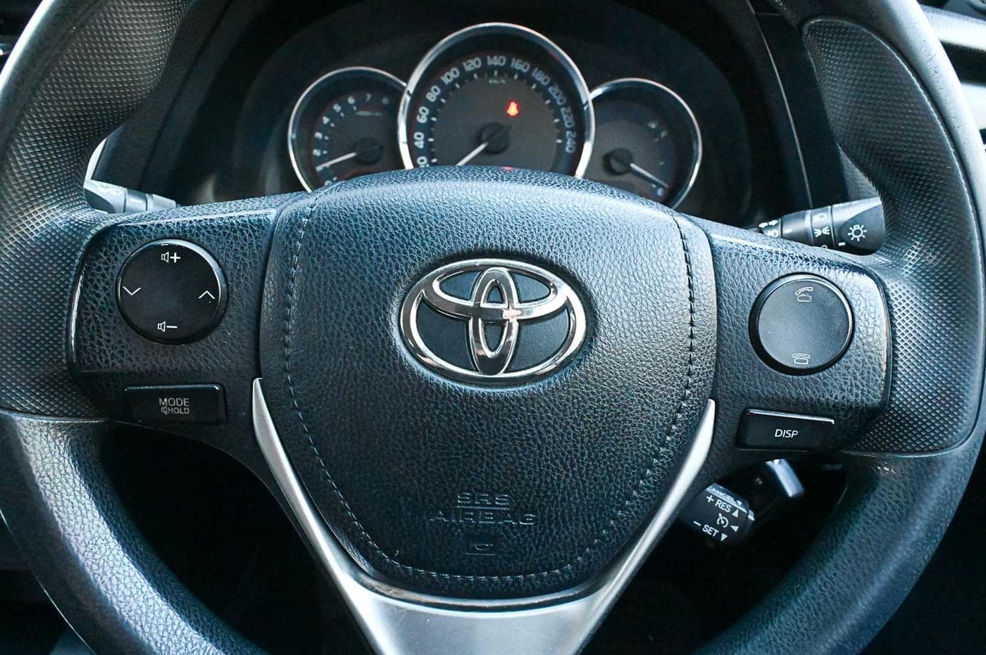 2013 Toyota Corolla Ascent Sport — photograph 18 of 22