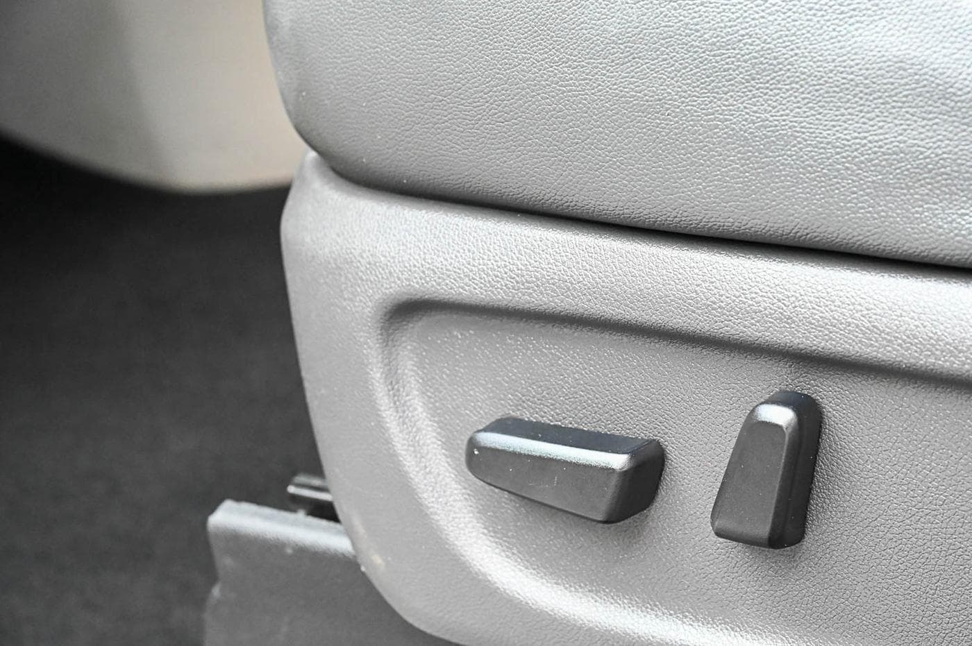 2016 Kia Carnival Platinum CRDi — photograph 22 of 33