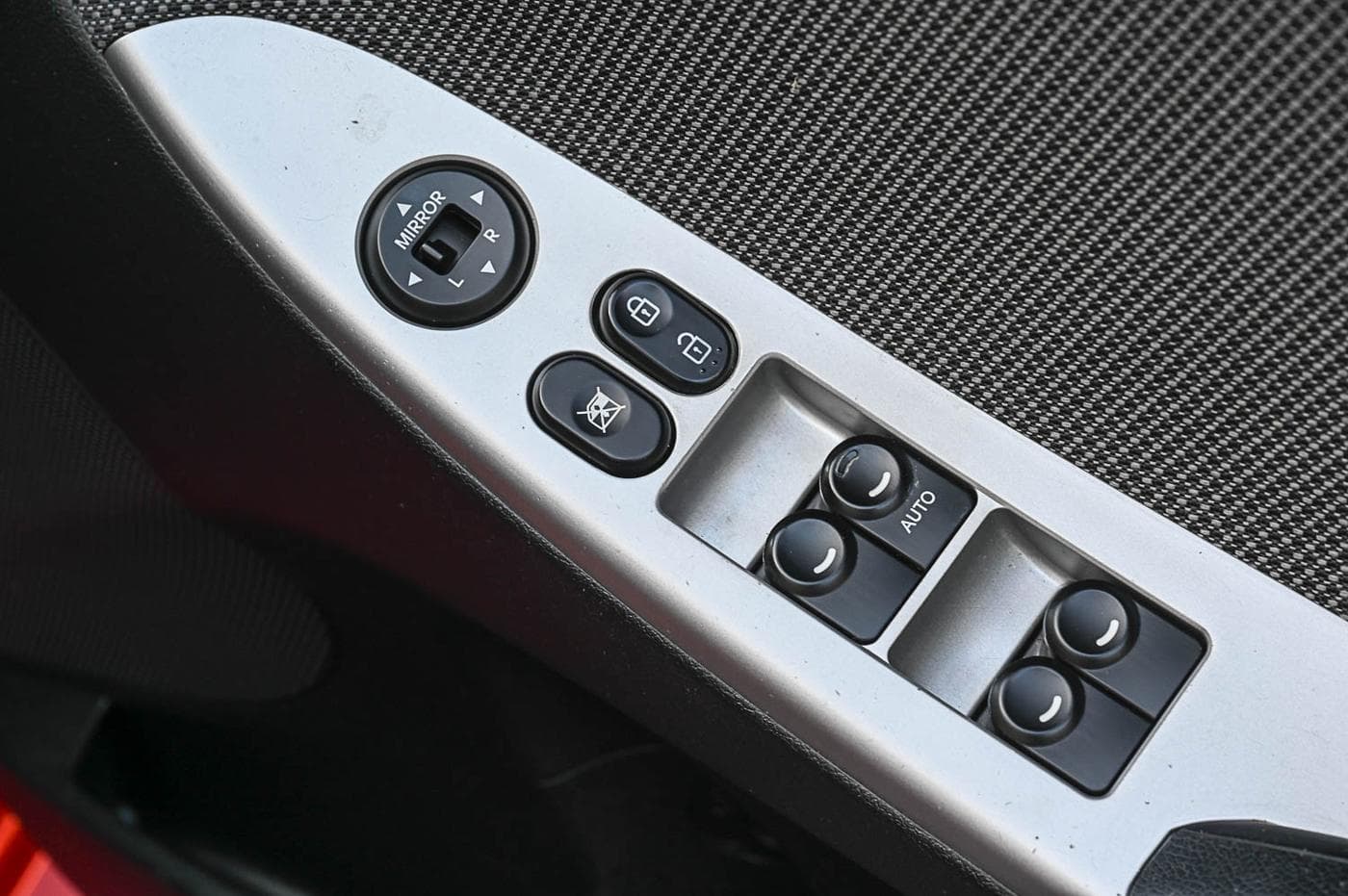 2014 Hyundai Accent Active — photograph 15 of 22