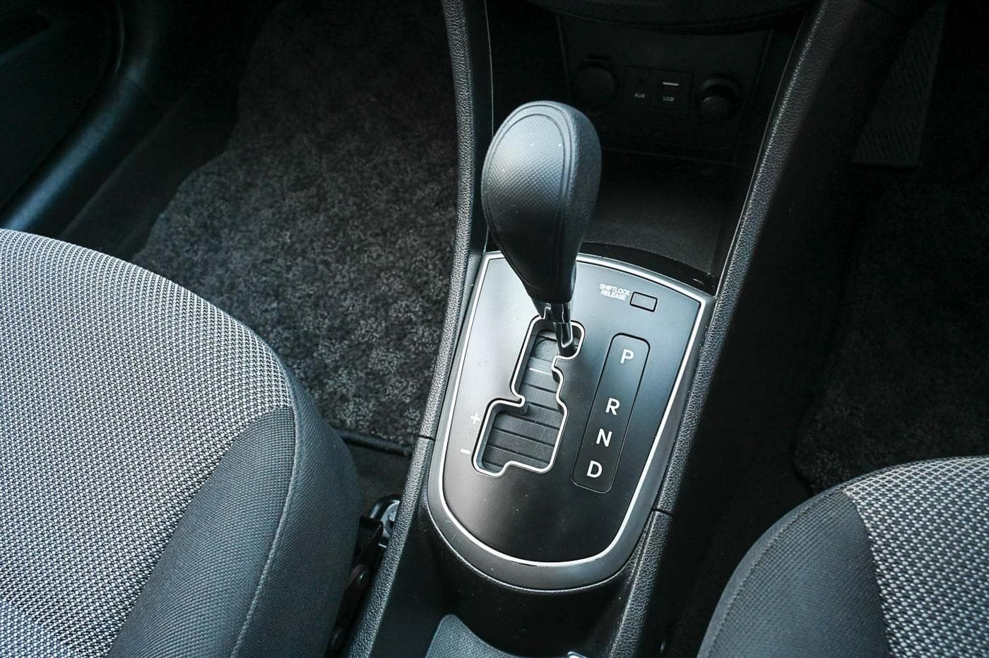 2014 Hyundai Accent Active — photograph 18 of 22