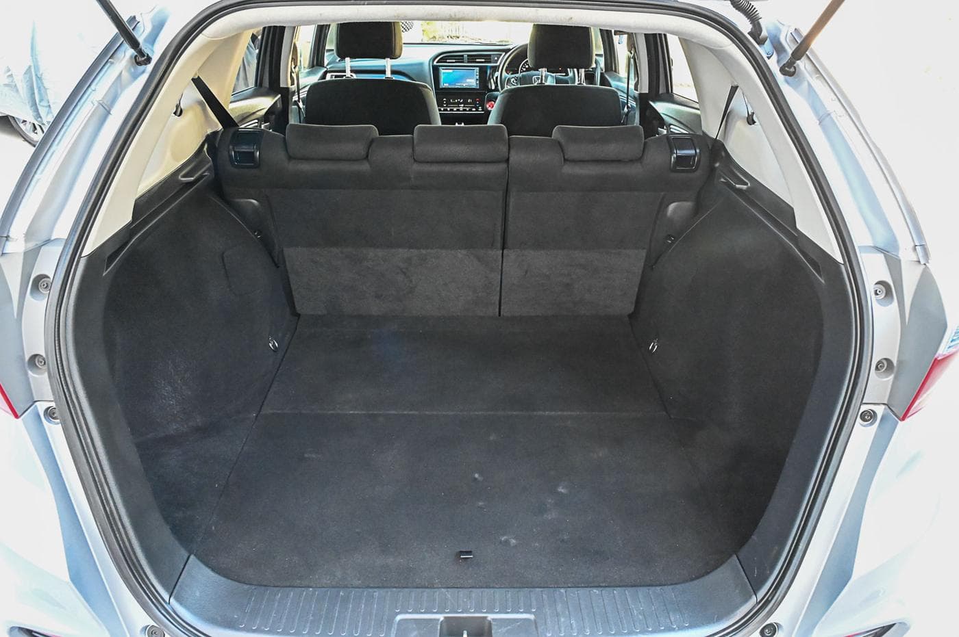 2018 Honda Shuttle — photograph 11 of 29