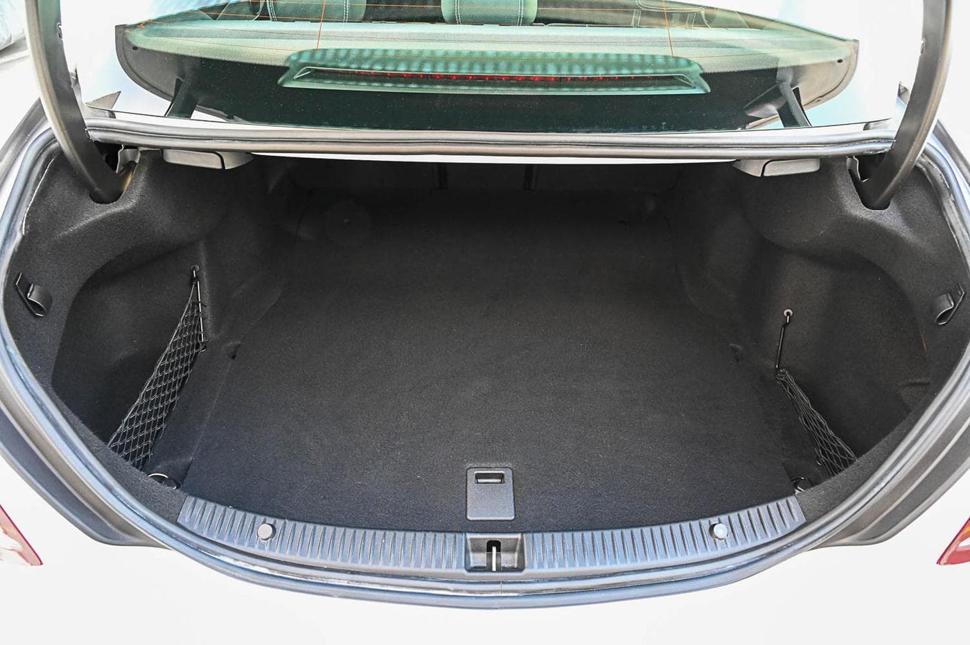 2014 Mercedes-Benz C-Class C200 — photograph 9 of 27