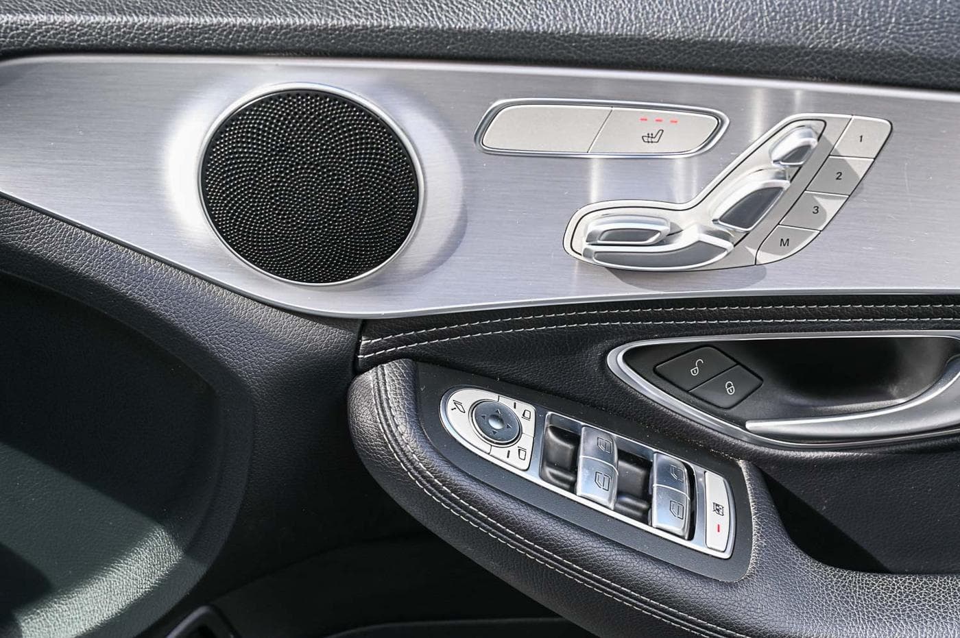 2014 Mercedes-Benz C-Class C200 — photograph 17 of 27