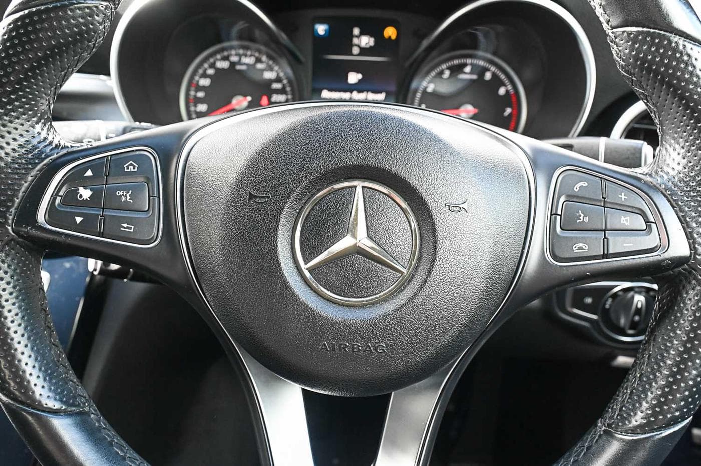 2014 Mercedes-Benz C-Class C200 — photograph 21 of 27