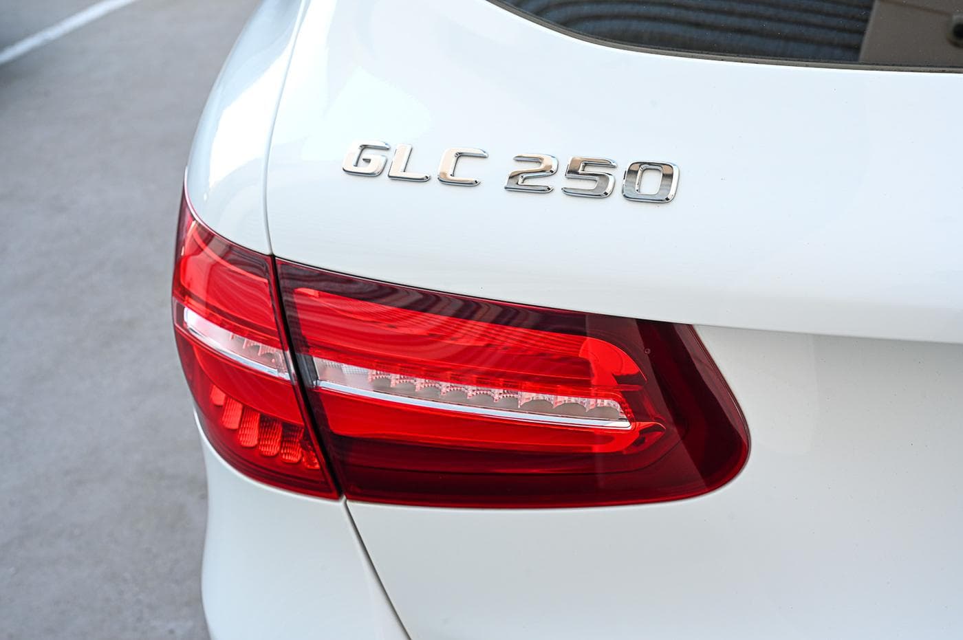2017 Mercedes-Benz GLC-Class GLC250 4MATIC — photograph 16 of 32