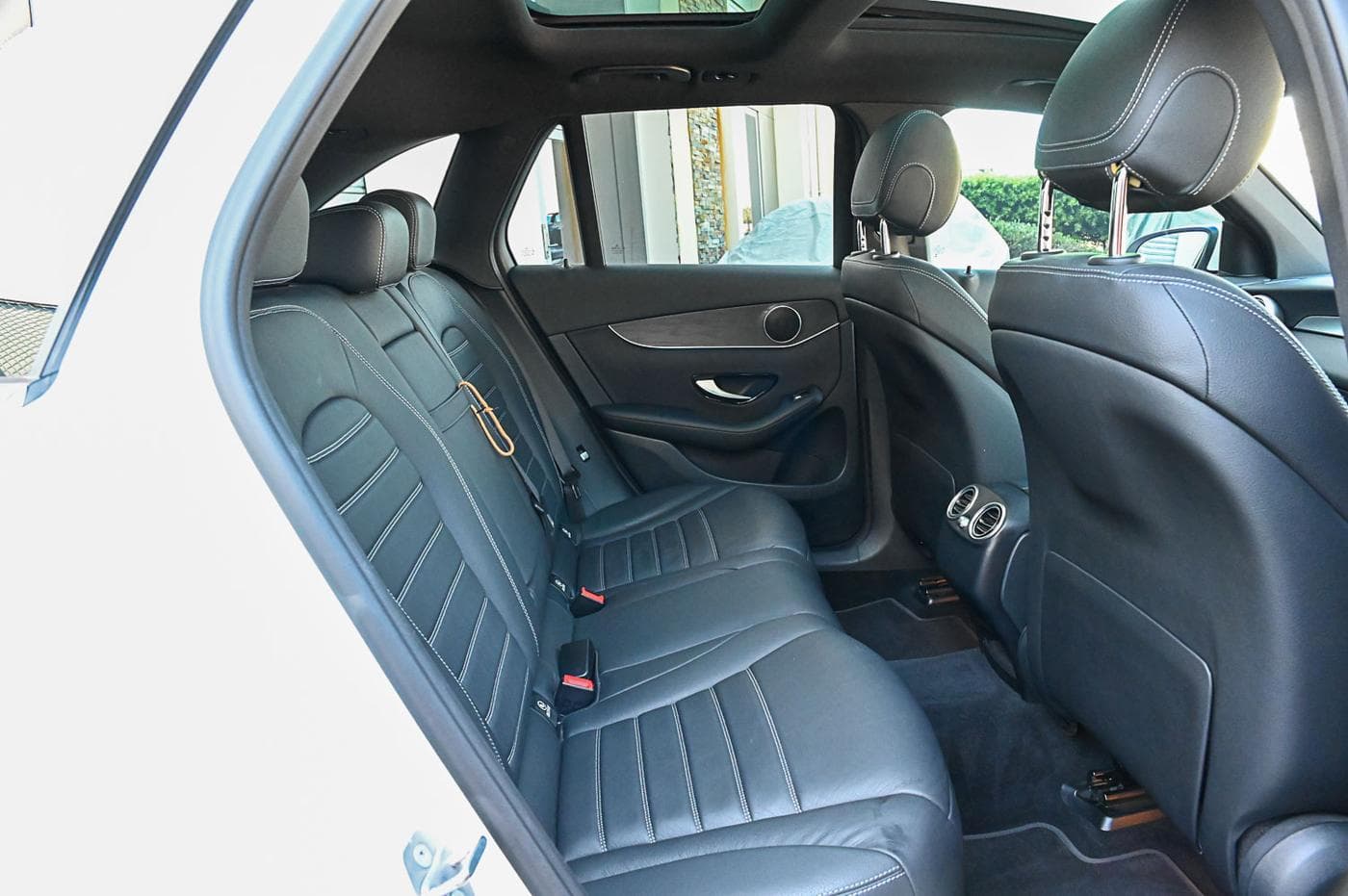 2017 Mercedes-Benz GLC-Class GLC250 4MATIC — photograph 18 of 32