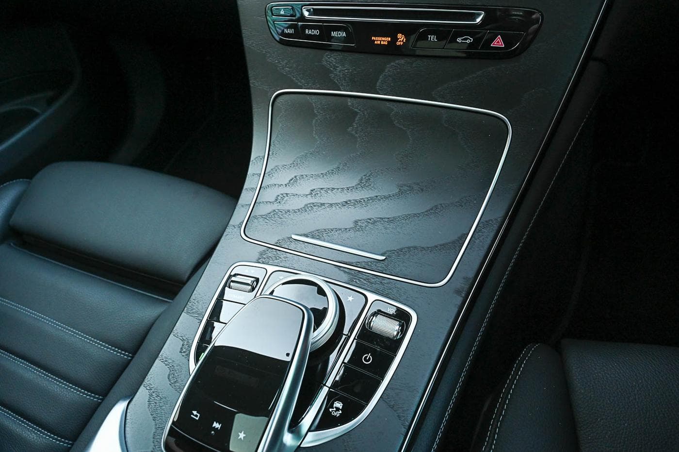 2017 Mercedes-Benz GLC-Class GLC250 4MATIC — photograph 29 of 32
