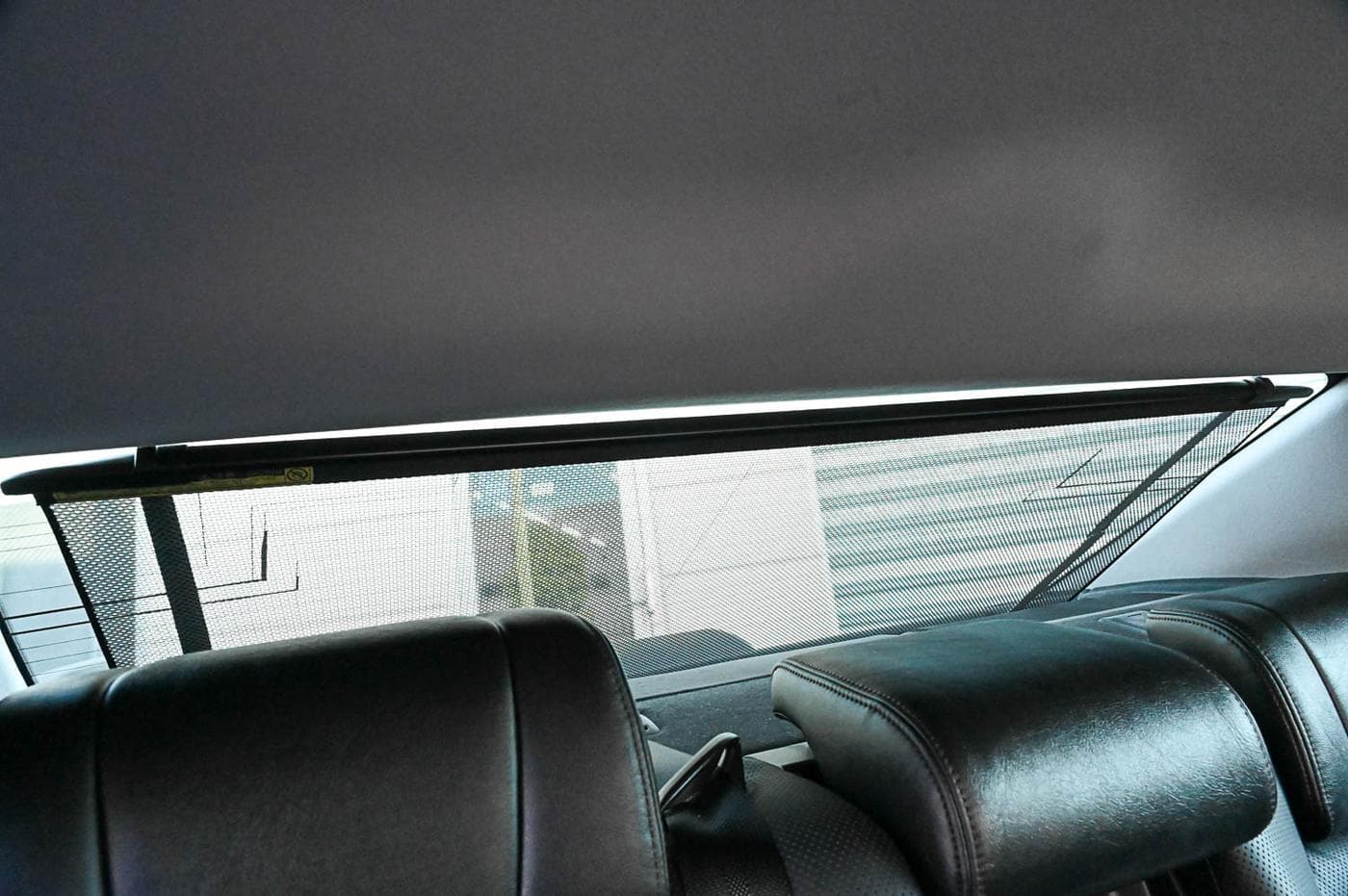 2015 Toyota Crown Majesta — photograph 21 of 32