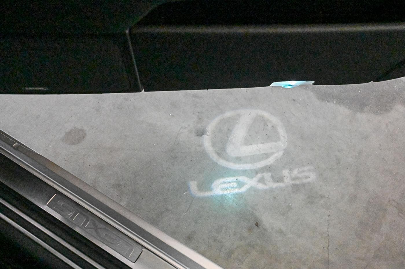 2008 Lexus LS 460 — photograph 35 of 35