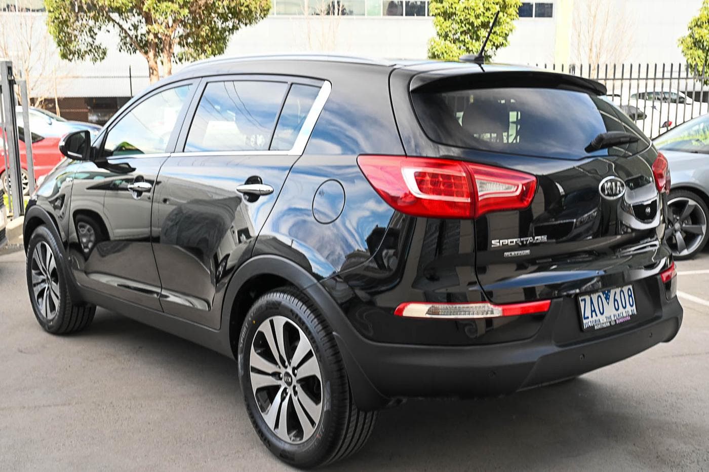 2012 Kia Sportage Platinum AWD — photograph 9 of 26