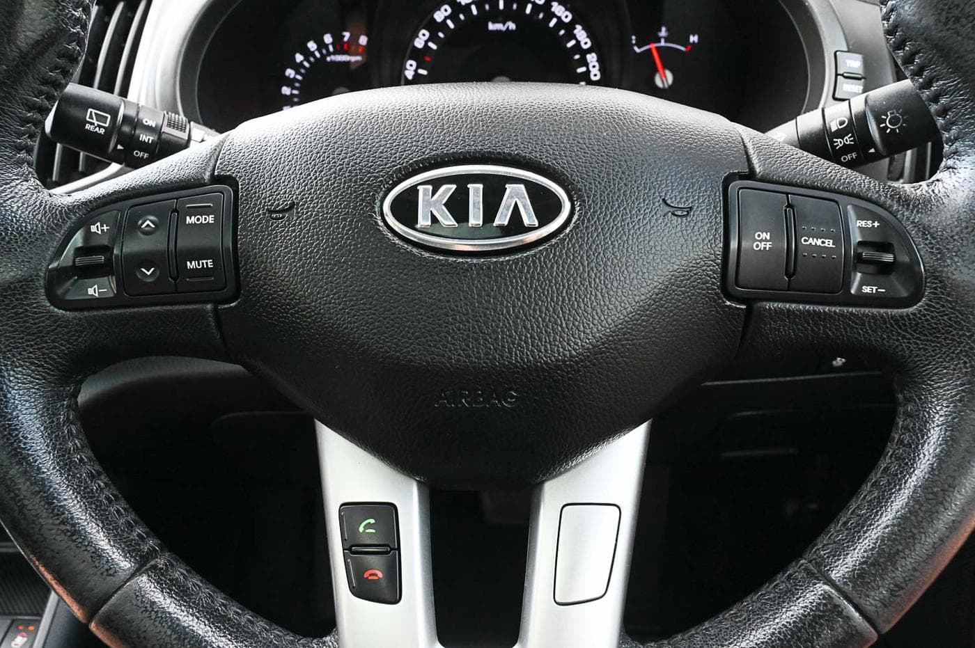 2012 Kia Sportage Platinum AWD — photograph 24 of 26