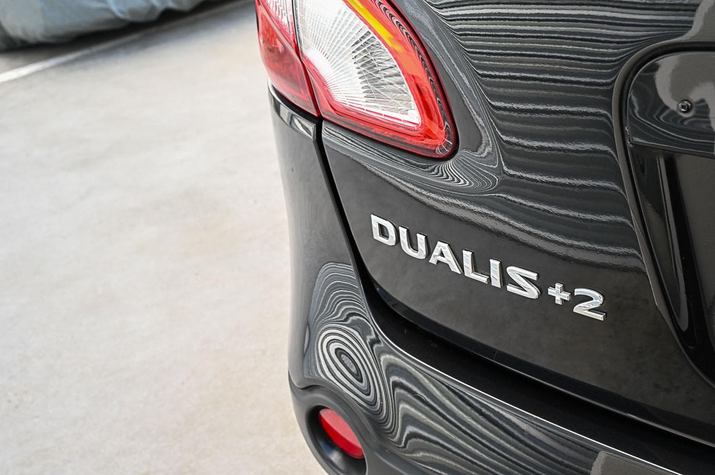 2012 Nissan Dualis +2 Ti-L — photograph 8 of 26