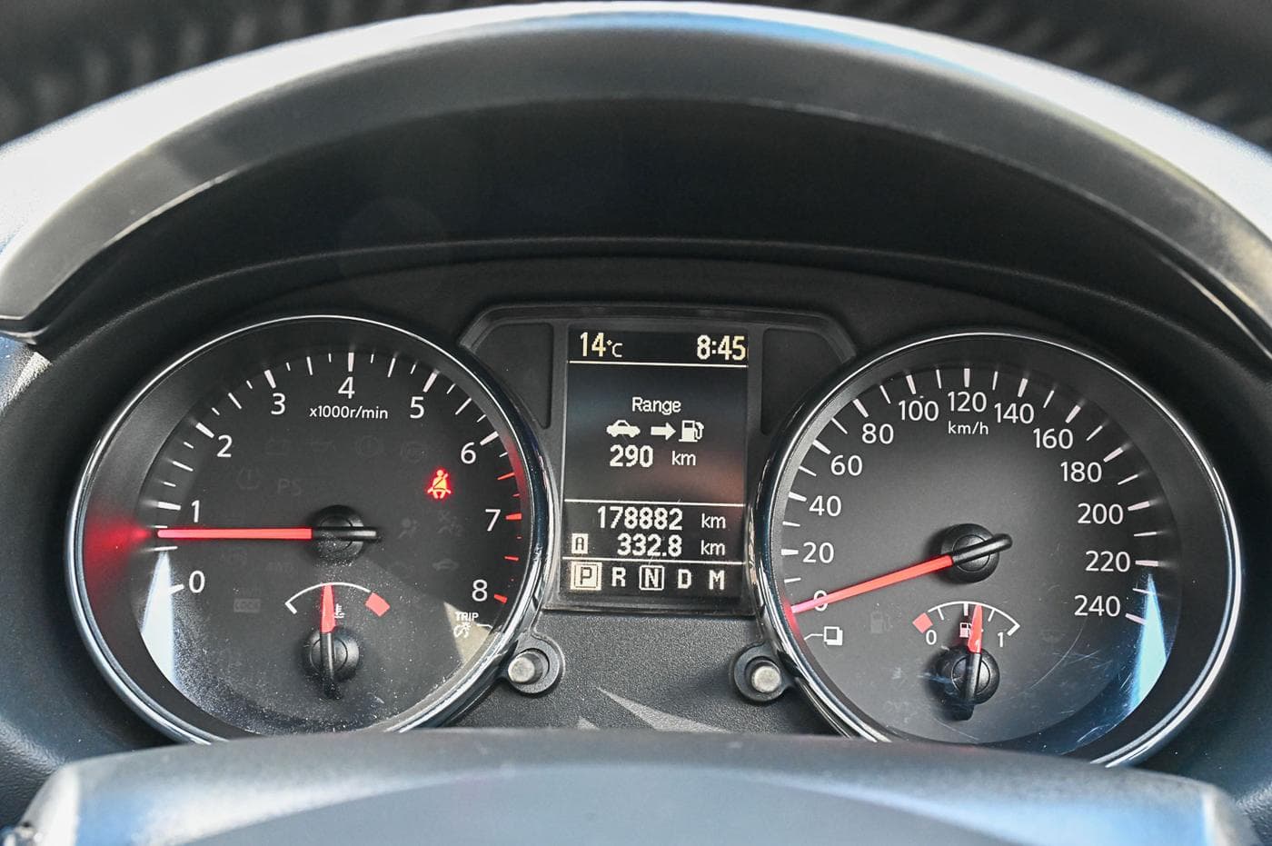 2012 Nissan Dualis +2 Ti-L — photograph 21 of 26